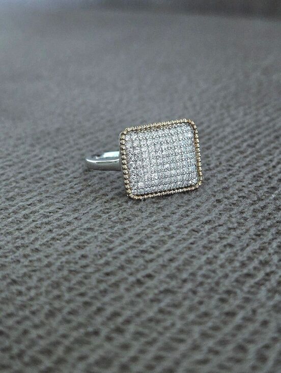 Savvy Cie Jewelry - Savvy Cie Flat Square⏹️ Ring💍 with Clear Pave Crystals💎 - NWOT
